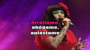 Karaoke Amor completo Mon Laferte